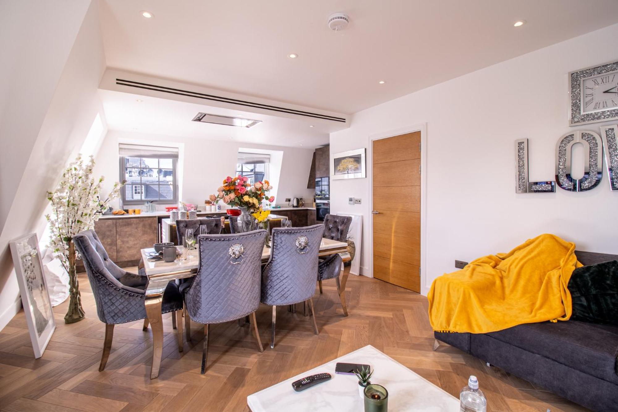 Elegant 3-Bedroom Penthouse In Marble Arch 70 Лондон Экстерьер фото