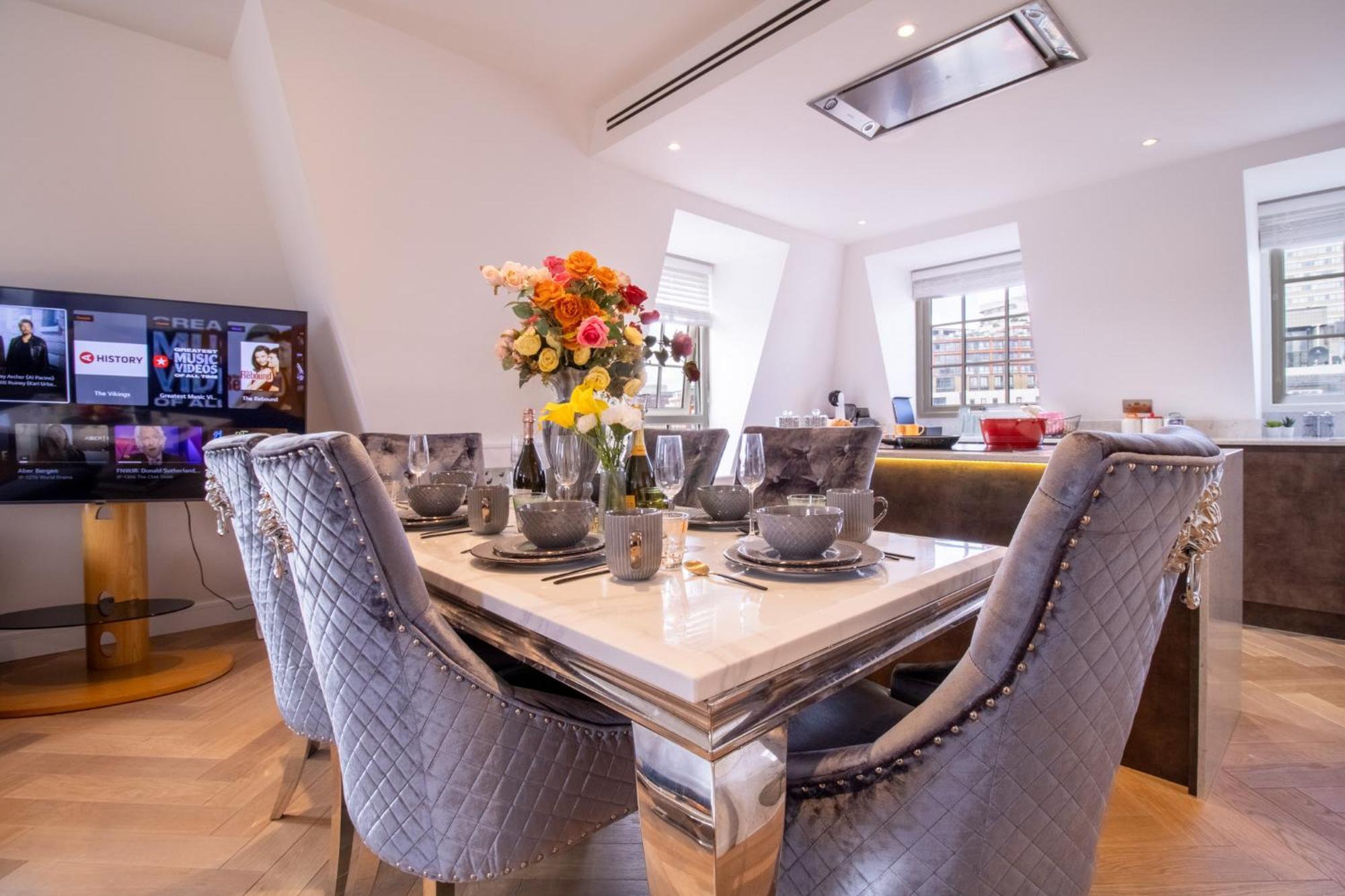 Elegant 3-Bedroom Penthouse In Marble Arch 70 Лондон Экстерьер фото