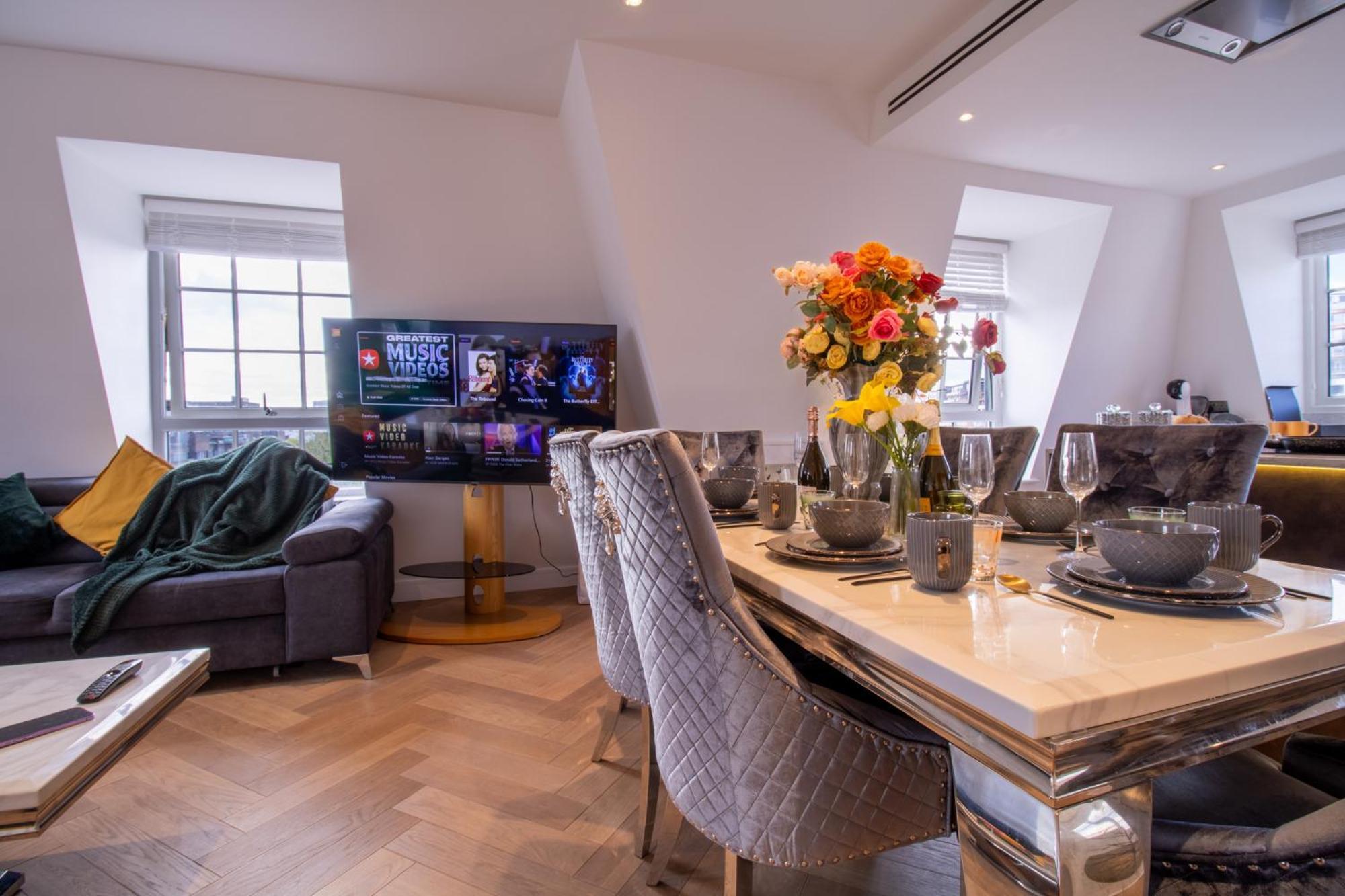 Elegant 3-Bedroom Penthouse In Marble Arch 70 Лондон Экстерьер фото