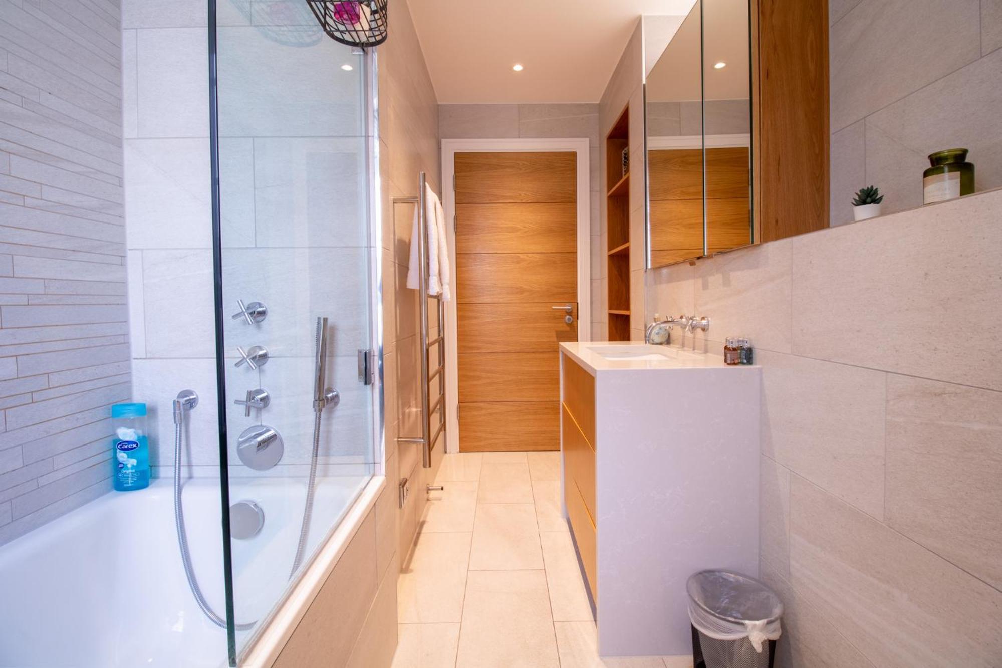 Elegant 3-Bedroom Penthouse In Marble Arch 70 Лондон Экстерьер фото